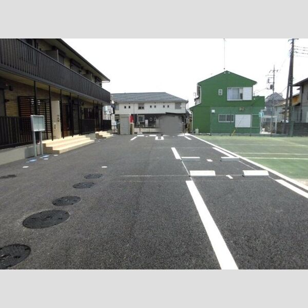 SEJOUR YOSHIOKA 駐車場