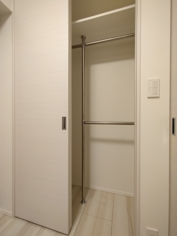 メイクスデザイン入谷アジールコート 収納