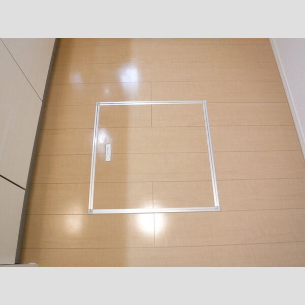 PARK　HILLS　MIYAKO　A103号室 床下収納