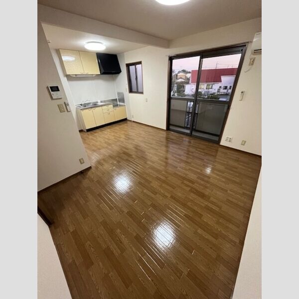 リヴェール上柴 リビング