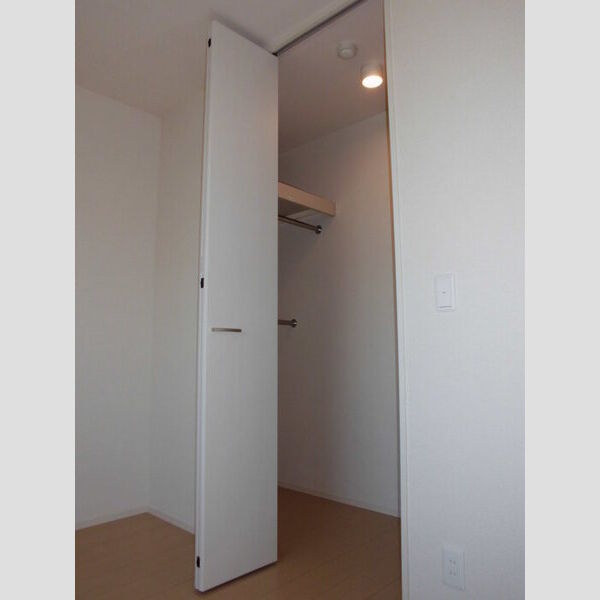 PARK　HILLS　MIYAKO　D202号室 ウォークインクローゼット
