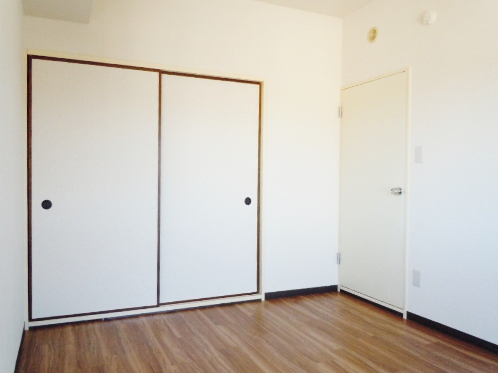 エスポワール名瀬0306号室 洋室１　※別号室の参考写真です(現況優先・仕様違いの場合あり)