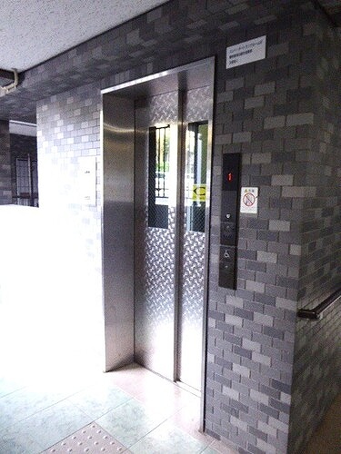 ライオンズヒルズ成増4階 エレベーター