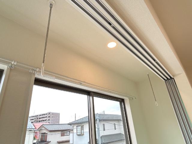 ルメイユ202号室 室内物干し