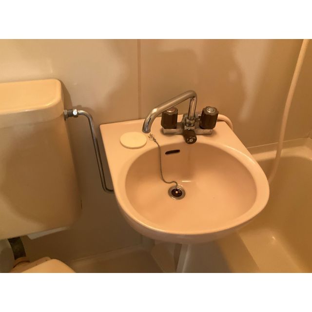 レチナオーミヤ202号室 内観