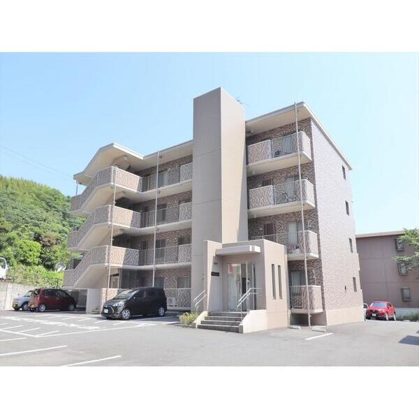 ベルエールA棟102号室 外観