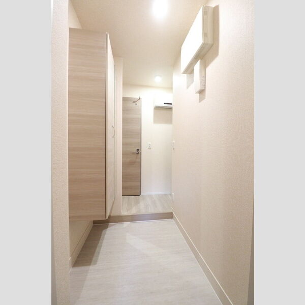 シェーンブルーメ横浜107号室 玄関