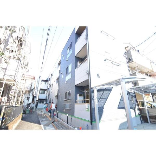 メゾン・ド・アジュール301号室 外観