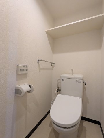 アソシエール溝の口0804号室 トイレ
