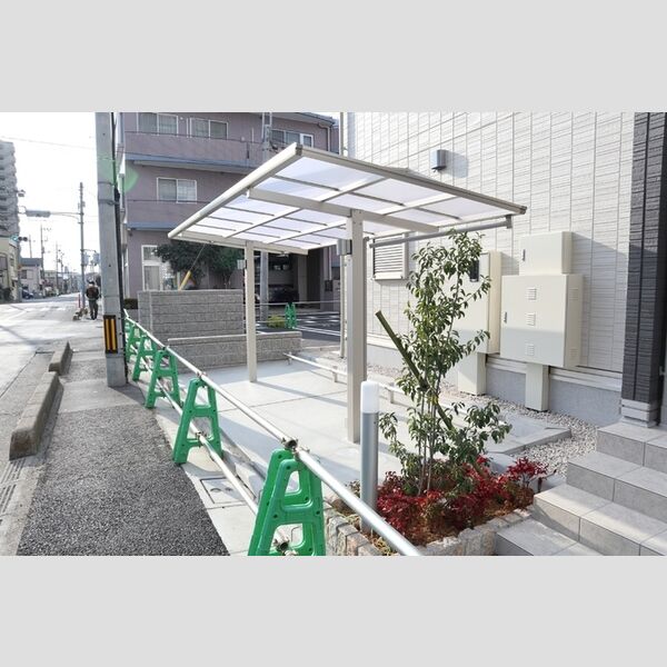 ベルフルール中青木 駐輪場