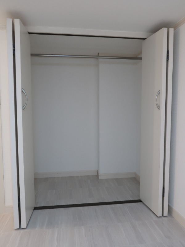 アパートメントKASAIⅡ 収納