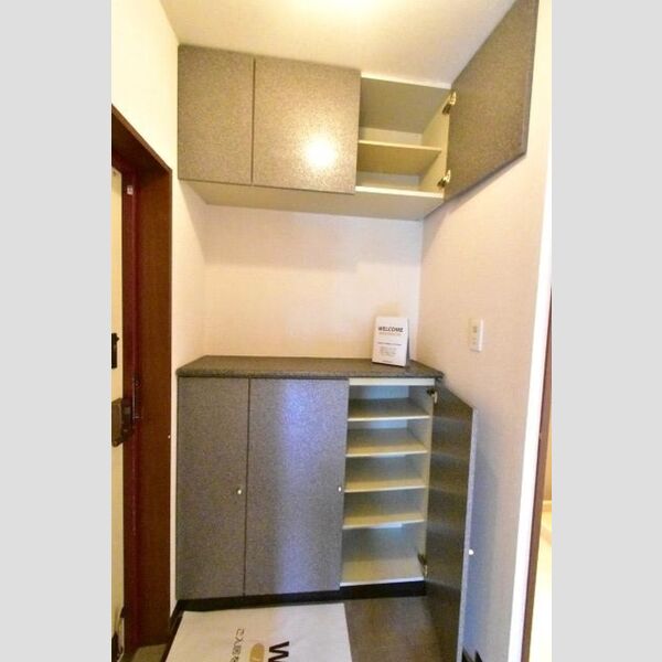 ラ・リヴィエールⅢ シューズボックス