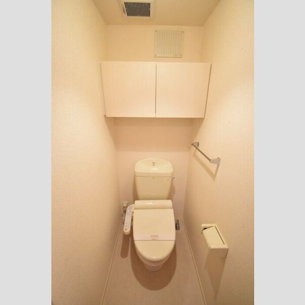 ドエル201号室 トイレ　温水洗浄暖房便座