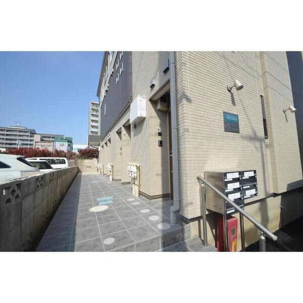 ネクストリー エントランス