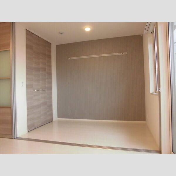 エヴァーラスティング千葉302号室 洋室