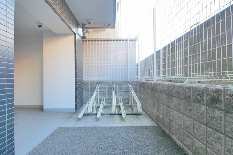 プレミアムキューブ横浜 外観