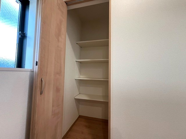 パークサイドA号室 収納