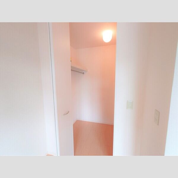 グランシャリオ203号室 クローゼット