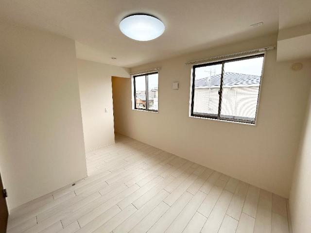 グリーンヒルⅡ202号室 北側洋室