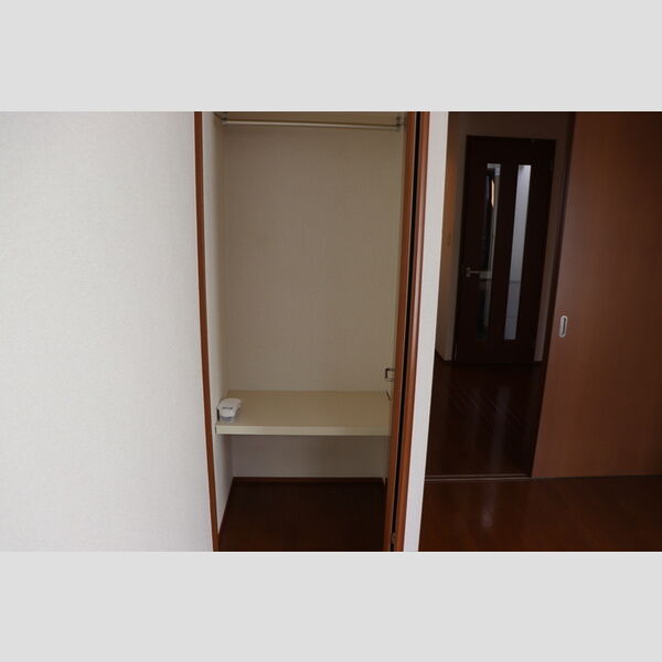 ヴィラ ラフィーネ 収納