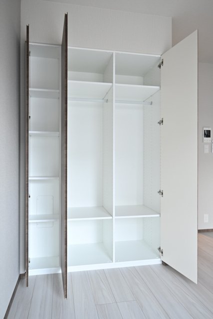 ＧＲＡＮＳＩＴＥ　ＮＡＫＡＭＥＧＵＲＯ10階 クローゼット・収納