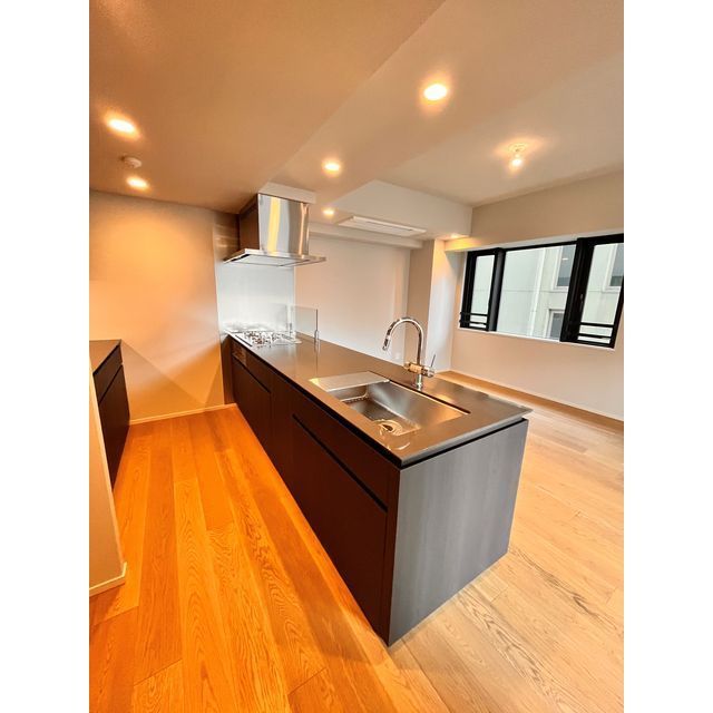 ザ・パークハウス千代田六番町706号室 2025年9月撮影