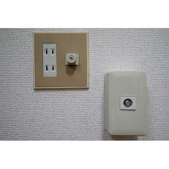 イリス三田0204号室 コンセント