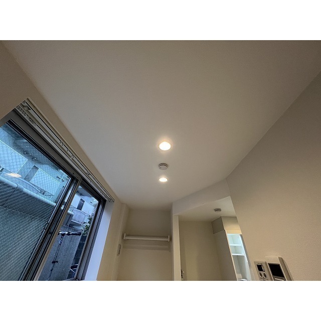 フレシール大久保b101号室 ダウンライト付き♪