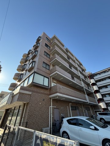 幸栄パレス エントランス