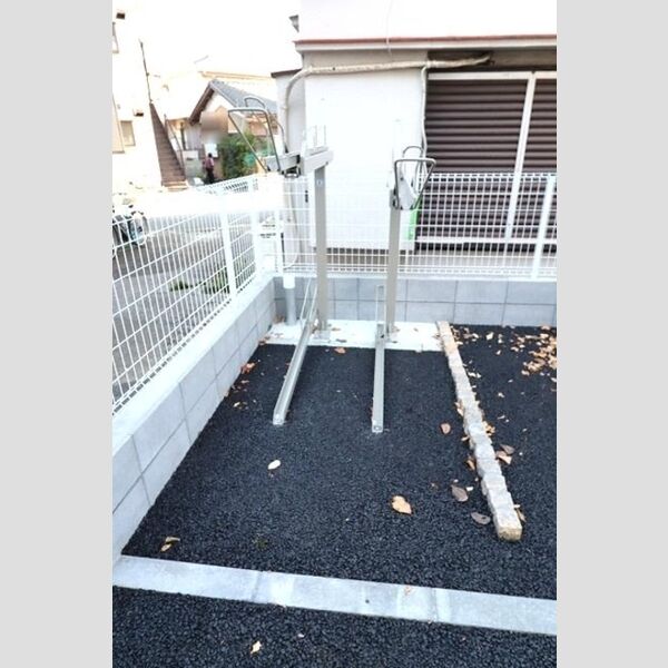 セレスティア江戸川 駐輪場