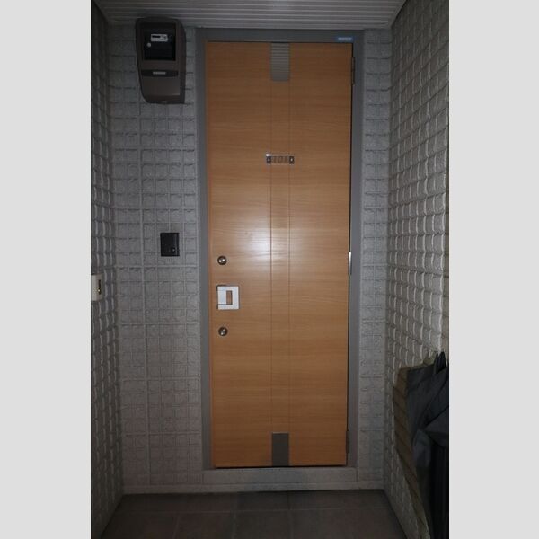 ラ・ソレイユ 玄関