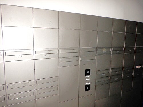 ライオンズ東京三ノ輪ミレス9階 ポスト　※2022年5月撮影