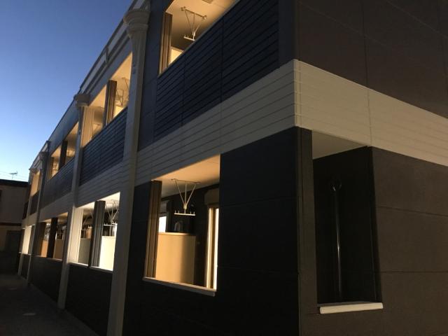 Ｒｅ-Ｃｈｉ 1ｓｔ206号室 外観写真（夜）