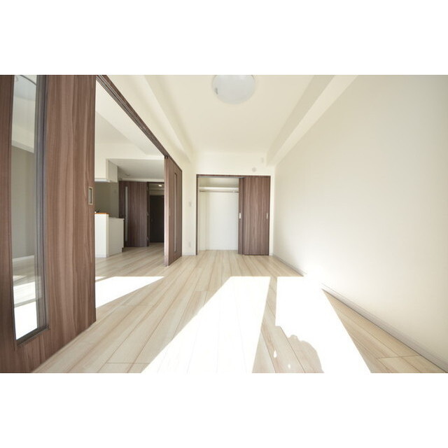 Court Blanche0409号室 内観