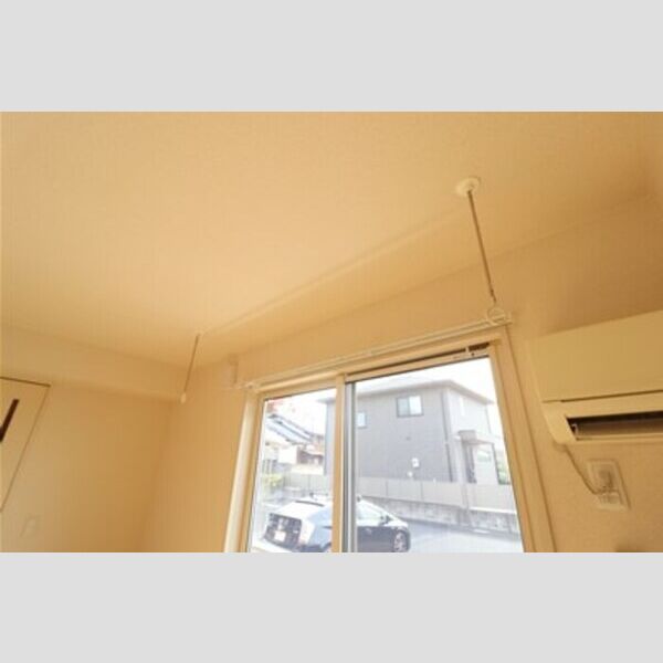 ウィルビューF106号室 室内物干し