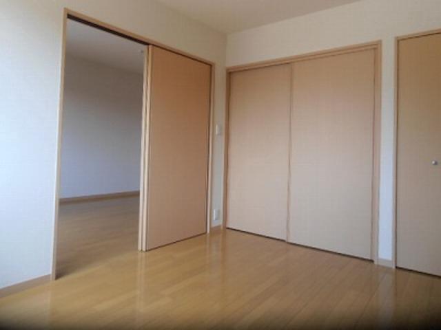 ブリーズ東海神Ａ2階 寝室