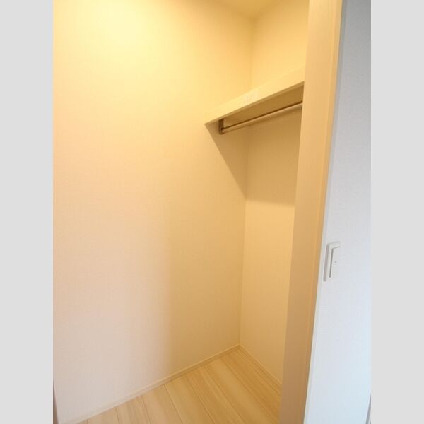 プレシャス富士見306号室 収納