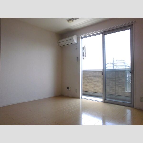 ヴェルドミール　Ⅱ303号室 居室