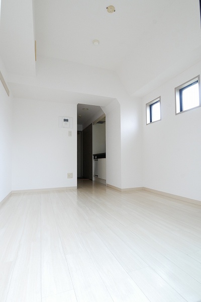 ライオンズマンション横浜反町310号室 同建物別部屋の参考画像