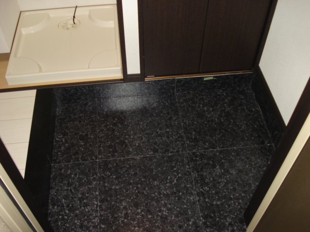 リブベース 玄関