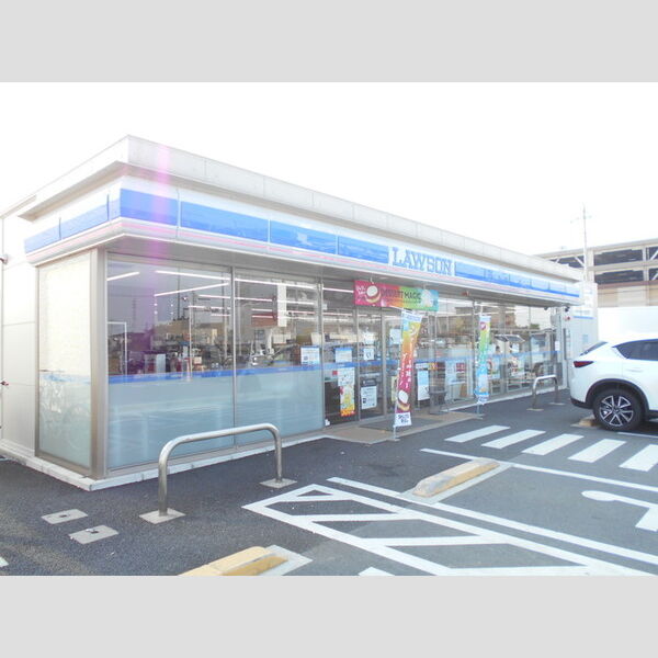 ボナール泉台　A ローソン桶川下日出谷南店