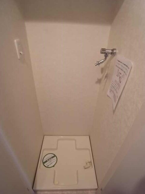 サンテミリオン白山3階 室内洗濯機置場
