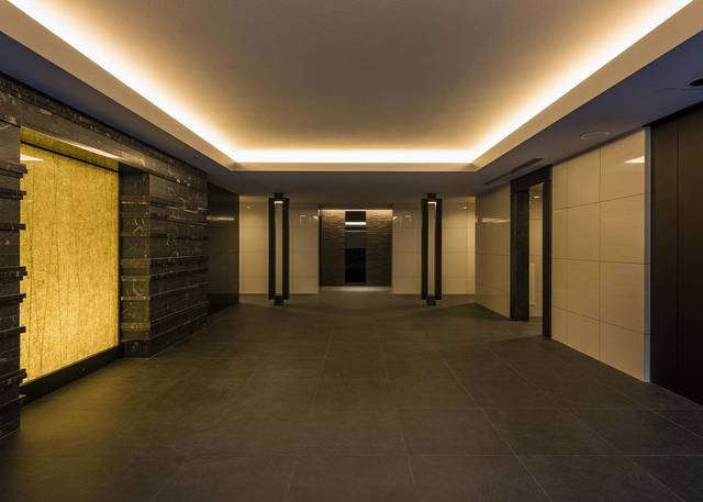 グランド・ガーラ大島 清潔なエントランスです