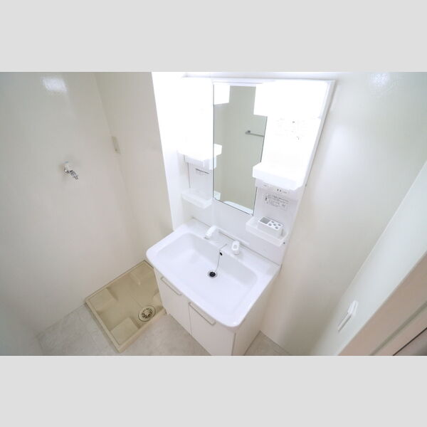 第6グリーンハイツ　B 洗髪洗面化粧台