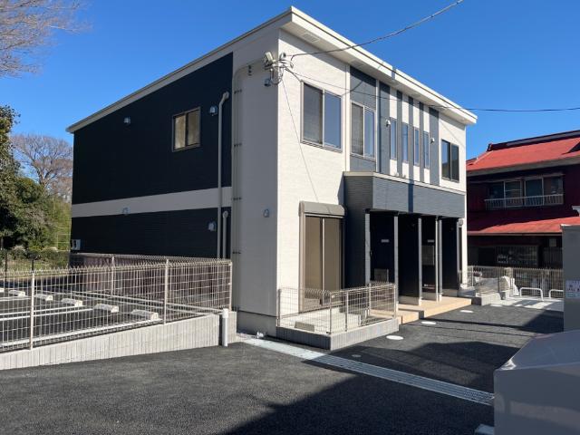 ZaKuRo 外観写真（昼）