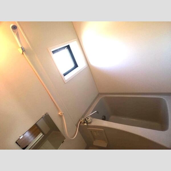 シルヴァンヒルズ302号室 バス