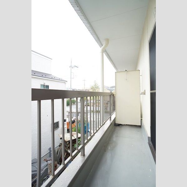 ハイツ岡田205号室 ☆広めのバルコニー☆