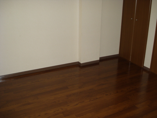 イーストピア 洋室