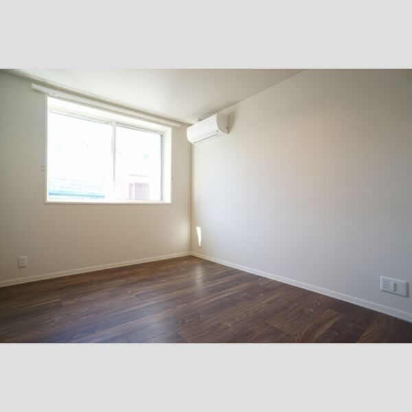 Purple7 西葛西 寝室