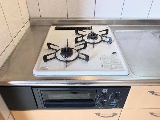 ピュアガーデン美穂206号室 2口ガスコンロ（イメージ）